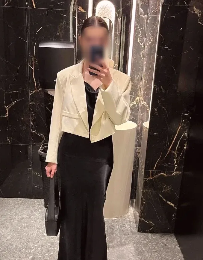 Jasmin, 31