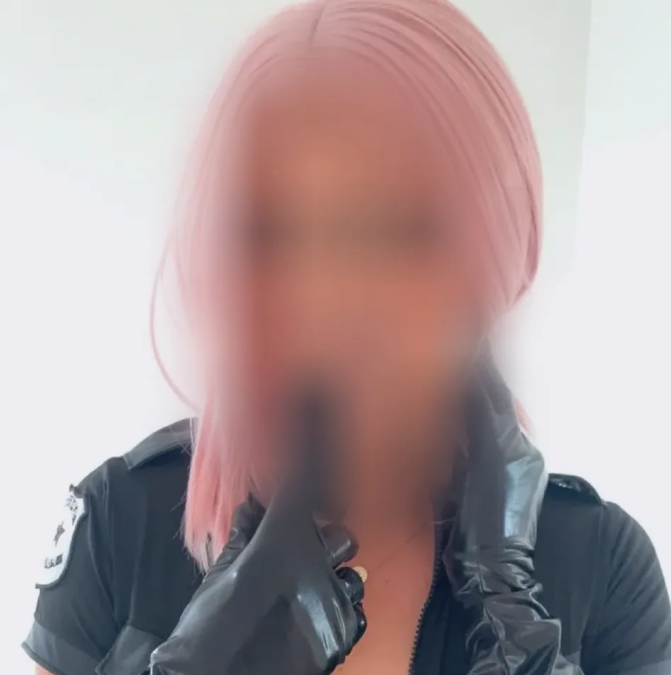 Jelena, 35