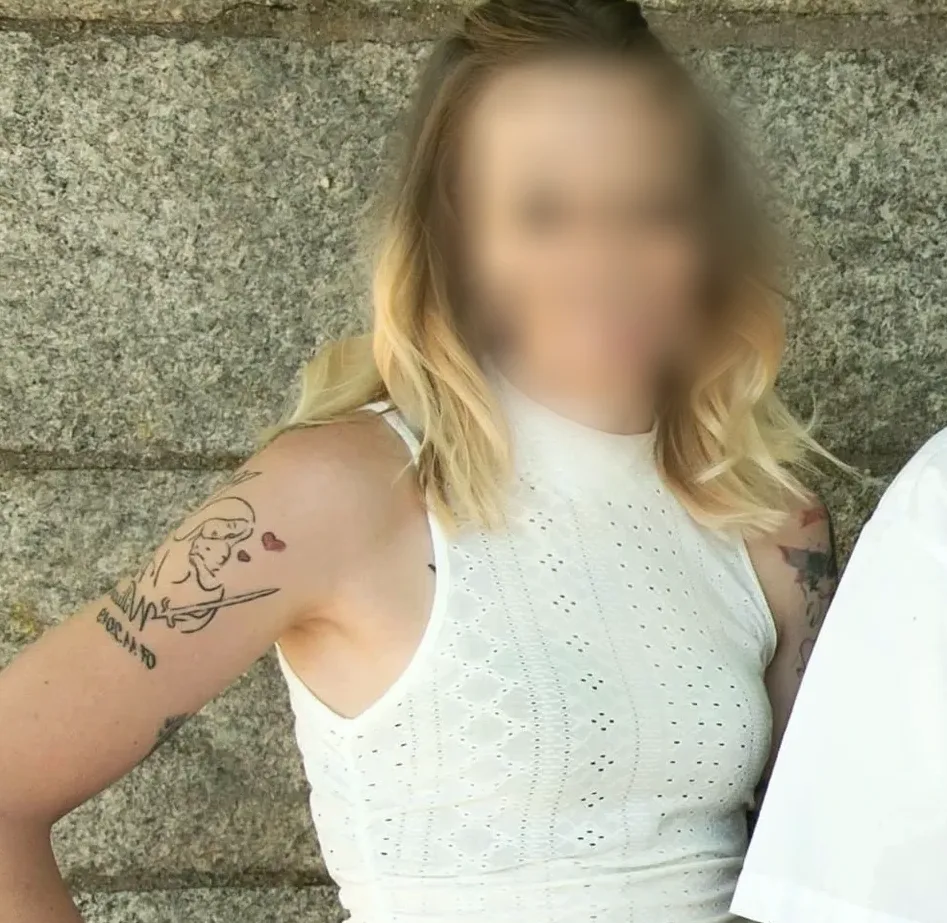 Valerie, 32